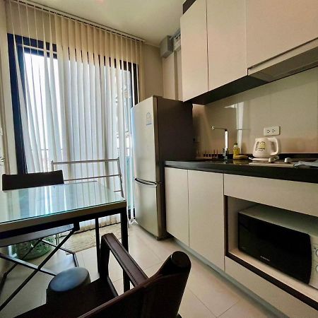 The Base By Fantasea Beach Apartamento Pattaya Exterior foto