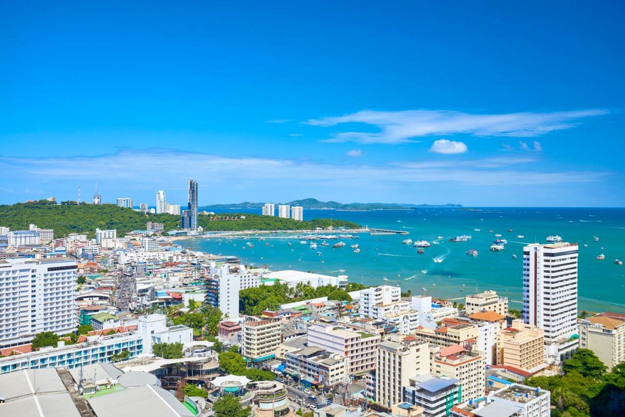 The Base By Fantasea Beach Apartamento Pattaya Exterior foto